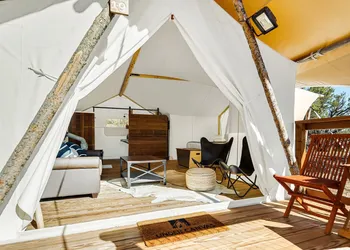 Under Canvas White Mountains hotel thumbnail 4