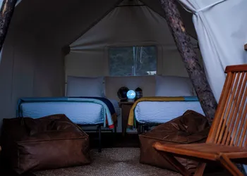 Under Canvas White Mountains hotel thumbnail 8