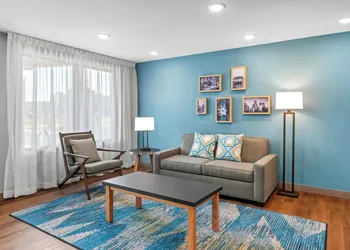 WoodSpring Suites Charlotte Northlake hotel thumbnail 2