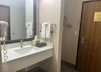 Hotel Piney Woods hotel thumbnail 8