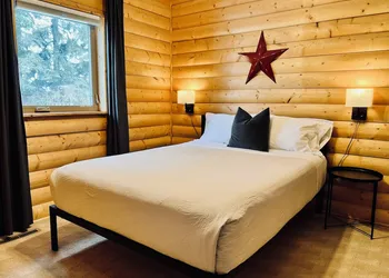 Smokey Hollow Motel & Resort hotel thumbnail 5