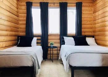 Smokey Hollow Motel & Resort hotel thumbnail 6