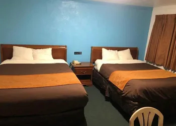 Collier's Motel hotel thumbnail 4