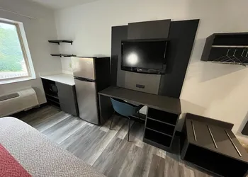 Studio 6 Suites Urbana, IL hotel thumbnail 6