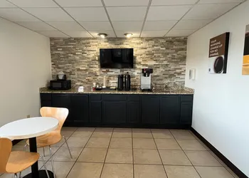 Studio 6 Suites Urbana, IL hotel thumbnail 4