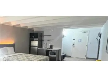 Studio 6 Rockford, IL – RFD Airport hotel thumbnail 8