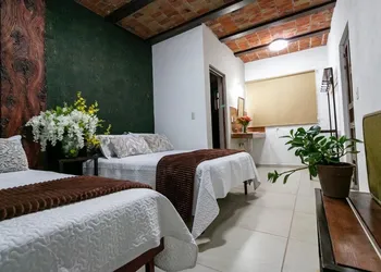 OYO Hotel Casa Zaragoza hotel thumbnail 5