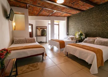 OYO Hotel Casa Zaragoza hotel thumbnail 8