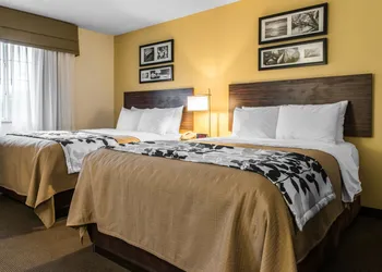 Sleep Inn & Suites Pittsburgh Airport hotel thumbnail 7
