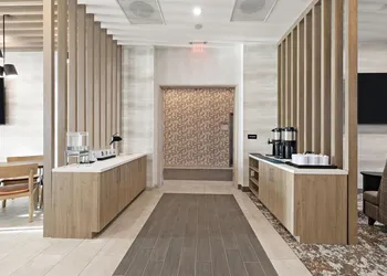 Hampton Inn By Hilton Ontario Airport hotel thumbnail 3