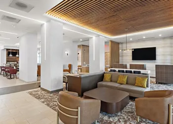 Hampton Inn By Hilton Ontario Airport hotel thumbnail 7
