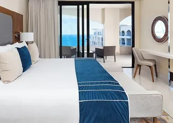 Villa La Valencia Beach Resort&Spa Cabos hotel thumbnail 3