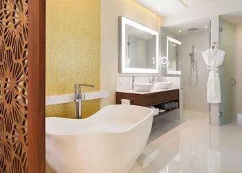 Villa La Valencia Beach Resort&Spa Cabos hotel thumbnail 6