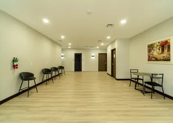 Efficiency De Luxe Sulphur Near Lake Charles I 10 hotel thumbnail 4