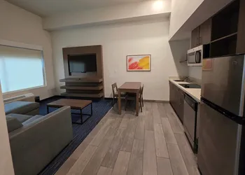 Hawthorn Extended Stay Austin North hotel thumbnail 7