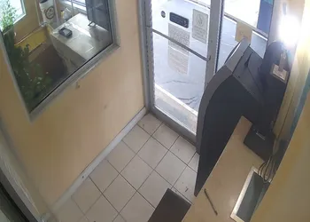 Economy Inn hotel thumbnail 3