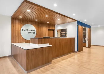 Everhome Suites Clarksville Ft. Campbell Area by Choice Hotels hotel thumbnail 2