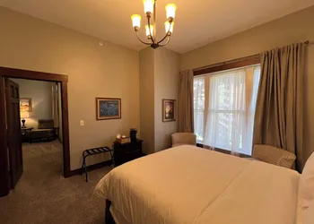 Charleston House Bed & Breakfast Inn hotel thumbnail 5