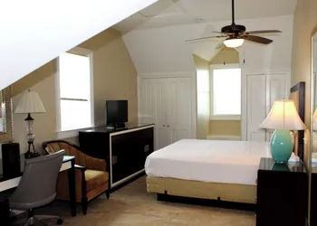 Elsa's Place Bed and Breakfast hotel thumbnail 6