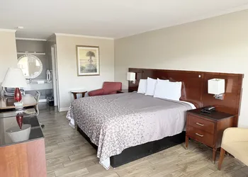 Western Motel hotel thumbnail 2