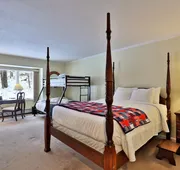 Rent An Inn! Takeover The Birch Ridge W/ Your Group. Mountain Lodge: 11 Rooms, Bar, Fireplace. 28ppl 11 Bedroom Home hotel detail image 4