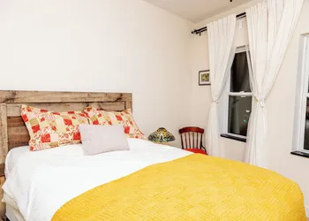 B Hotel hotel thumbnail 6