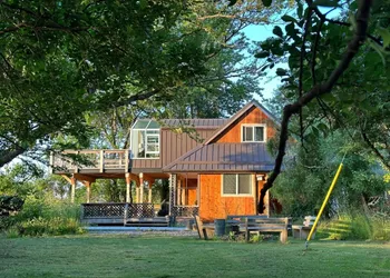 Hekate's Retreat hotel thumbnail 2