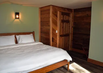 Hekate's Retreat hotel thumbnail 4