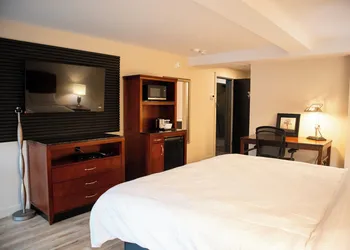 Auberge Le Chardo Inn hotel thumbnail 6