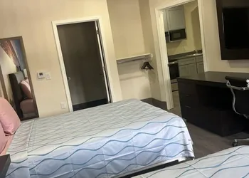 Elite Inn & Suites hotel thumbnail 3