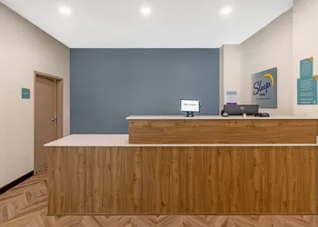 Sleep Inn & Suites hotel thumbnail 2