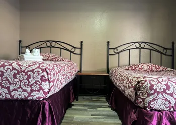 Live In Lodge Extended Stay hotel thumbnail 6