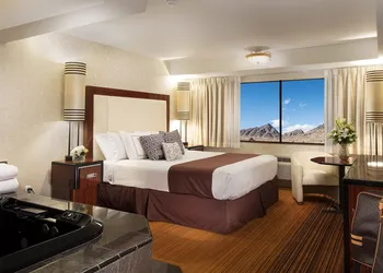 Rainbow Hotel Casino by Peppermill Resorts hotel thumbnail 3