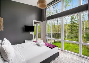 Bel Air Tremblant Resort hotel thumbnail 2