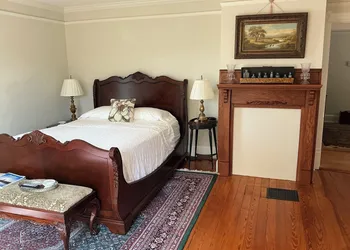 Magnolia House Bed & Breakfast hotel thumbnail 7
