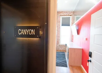 Sky Lofts hotel thumbnail 4