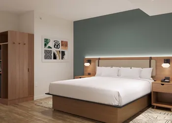 La Quinta Inn & Suites By Wyndham Tracy hotel thumbnail 2