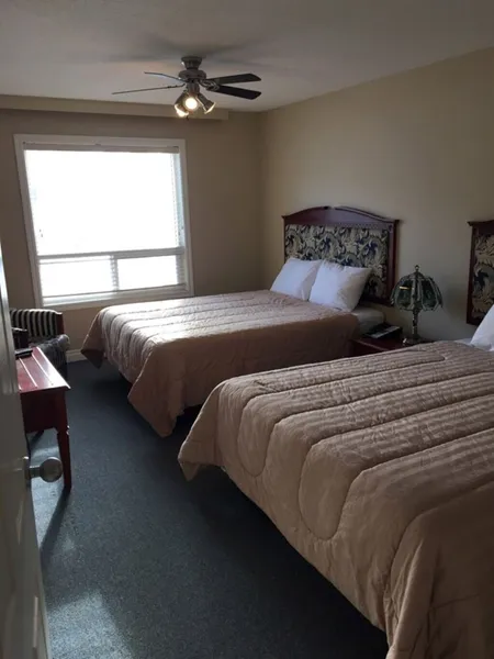 Tumbler ridge hotel and suite hotel detail image 2