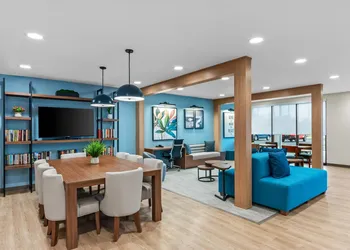 Everhome Suites Panama City Beach hotel thumbnail 4