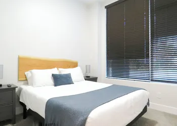 Beach Suites Parksville hotel thumbnail 4