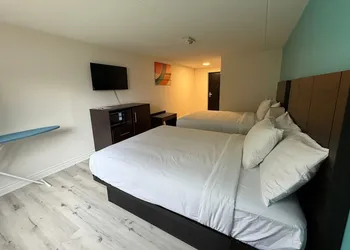 Howard Johnson By Wyndham Brampton hotel thumbnail 5