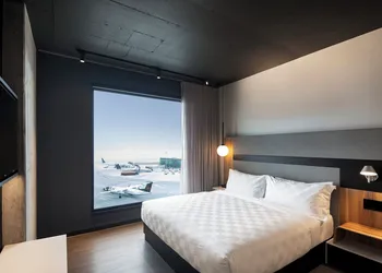 Alt Hotel Ottawa Airport hotel thumbnail 2