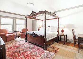 The Willoughby House hotel thumbnail 3