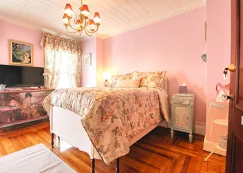 Huddy House Bed & Breakfast hotel thumbnail 3