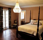 Ormond Manor hotel detail image 4