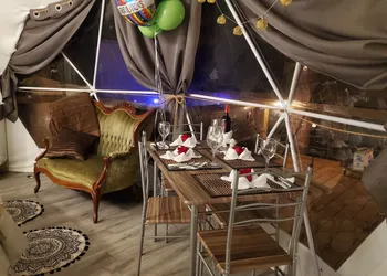The Glamp Inn hotel thumbnail 3