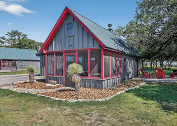 Rough Creek Lodge Ranch and Resort hotel thumbnail 4