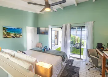 The Saint Resort hotel thumbnail 3