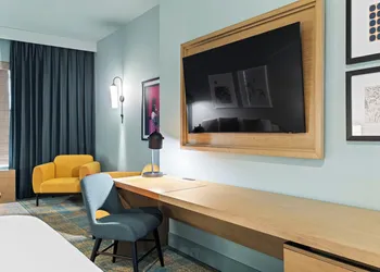 Voco Ardez Hotel Sunnyvale By Ihg hotel thumbnail 2