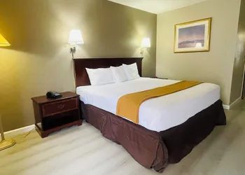 Rodeway Inn Jackson - Martell hotel thumbnail 2